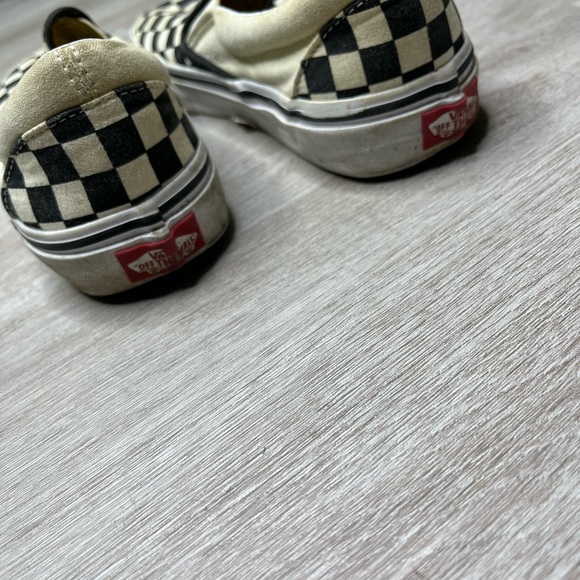 Vans , black & white plaid size 7, Rainbow size 6.5 - Picture 1 of 5